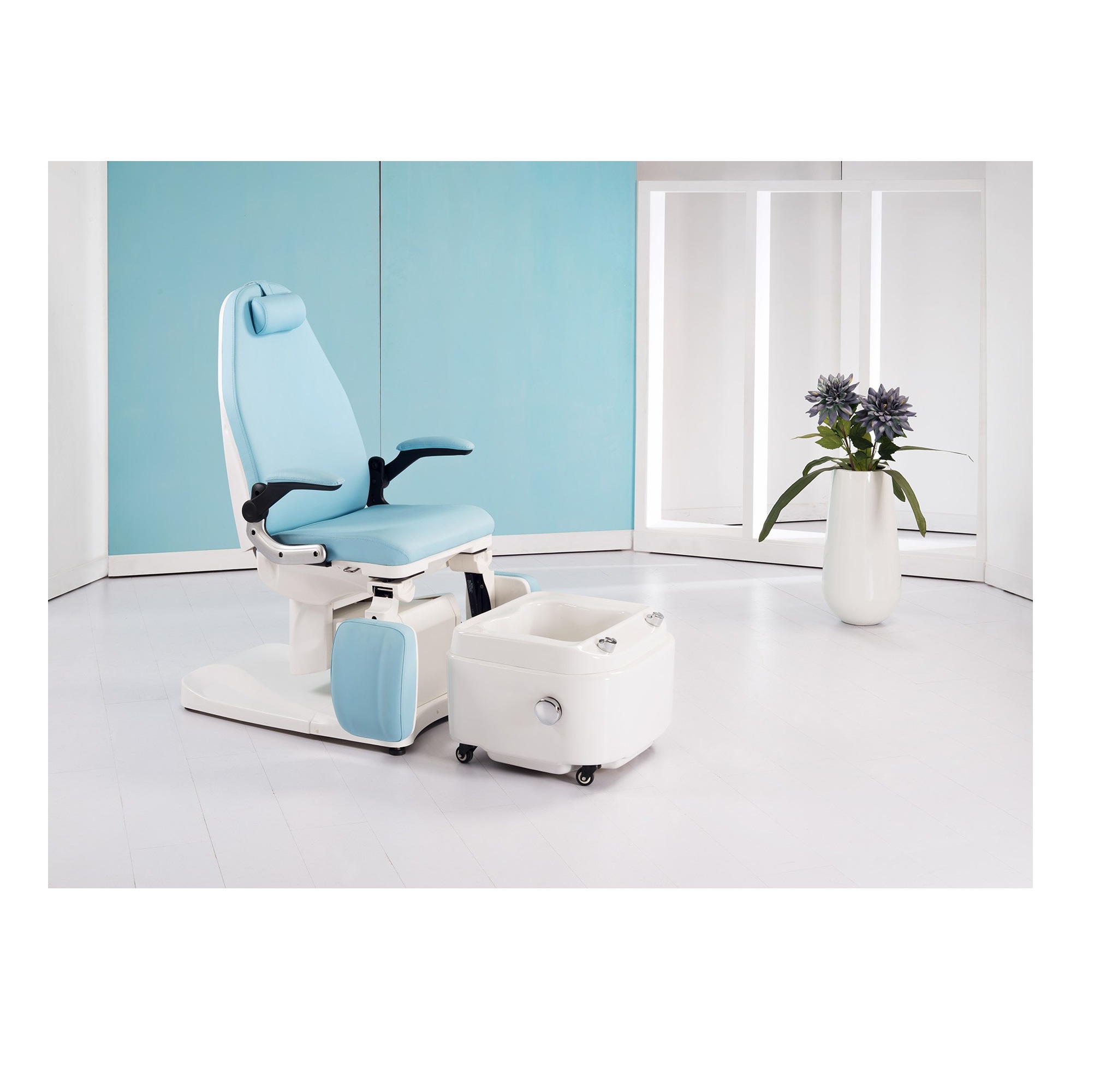 DENEB poltrona podologica elettrica a 3 motori - colore BIANCO o AZZURRO - immagine 2