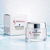 IdraCare Cream Centro Beauty con scatola e barattolo in ambientazione dai toni azzurrini che richiama idratazione e freschezza