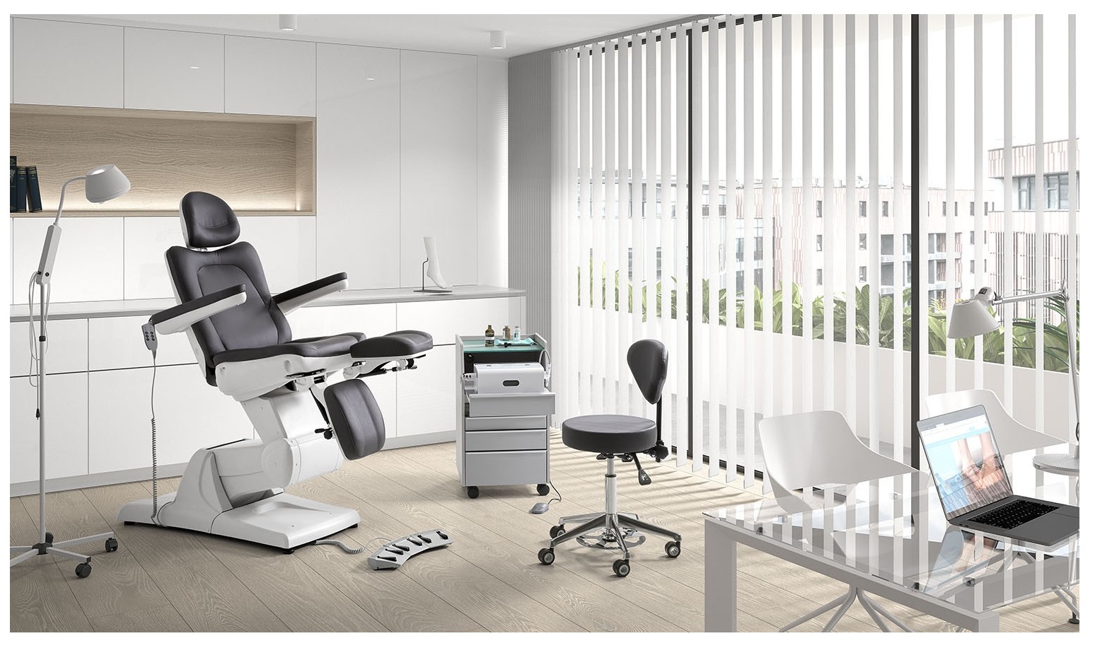 SADIRA poltrona podologica elettrica a 3 motori - colore Bianco / Nero Antracite - immagine 2